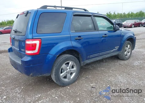 2008 Ford Escape Xlt z USA, uszkodzony, nr VIN 1FMCU93138KD22671